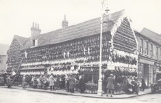 Photograph of Christmas display of poultry outside Aldridges High Wycombe