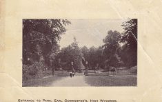 Postcard of entrance to park, Earl Carrington's, High Wycombe